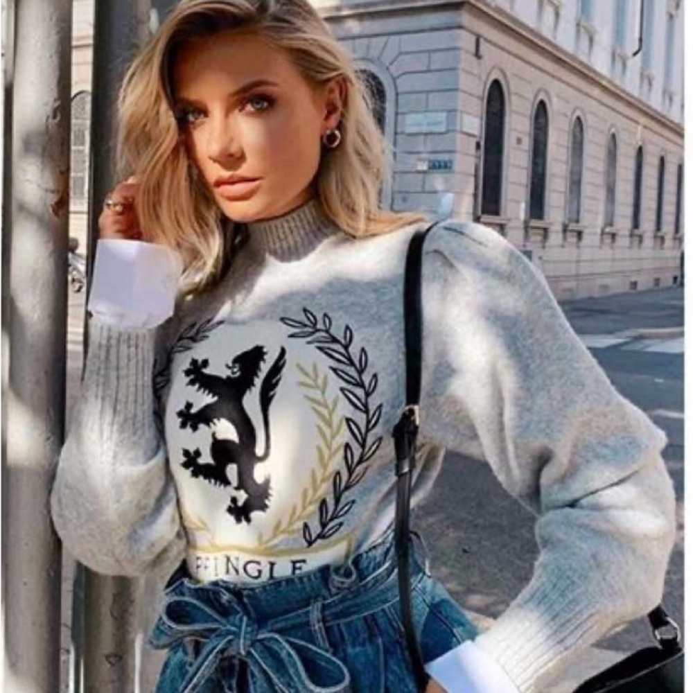 Pringle Gray Crewneck Sweater with Black Crest and Gold Accents